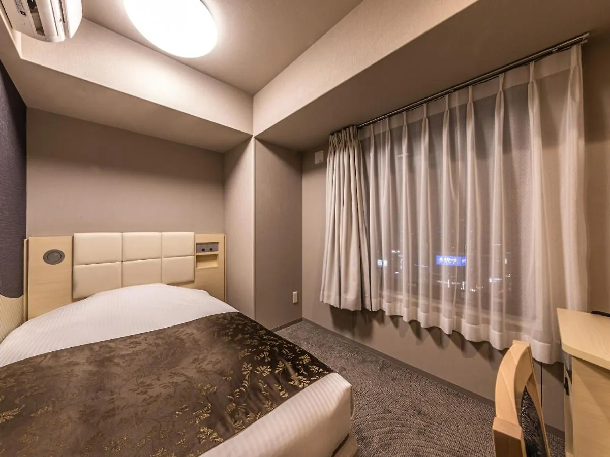 Apa Hotel Shin Osaka Eki Tower 4*,