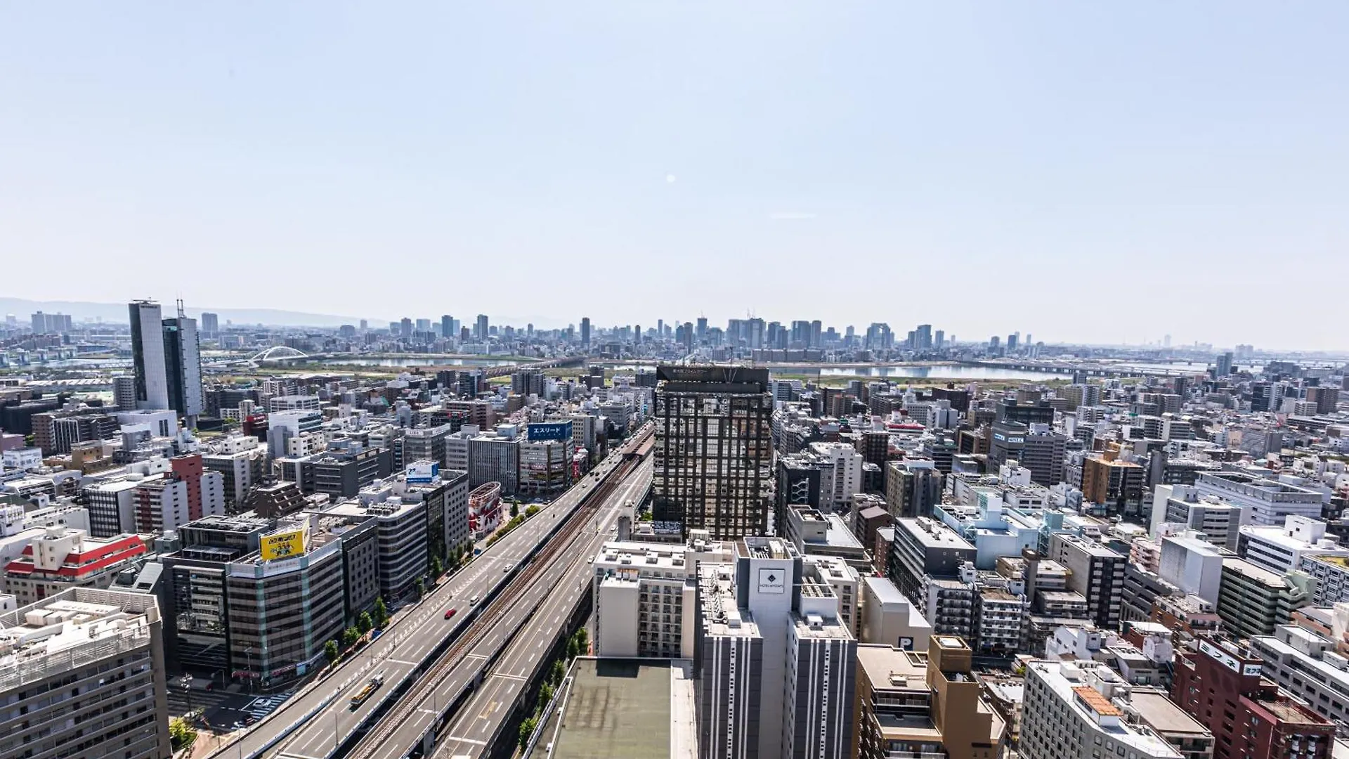 Apa Hotel Shin Osaka Eki Tower 4*,  Japan
